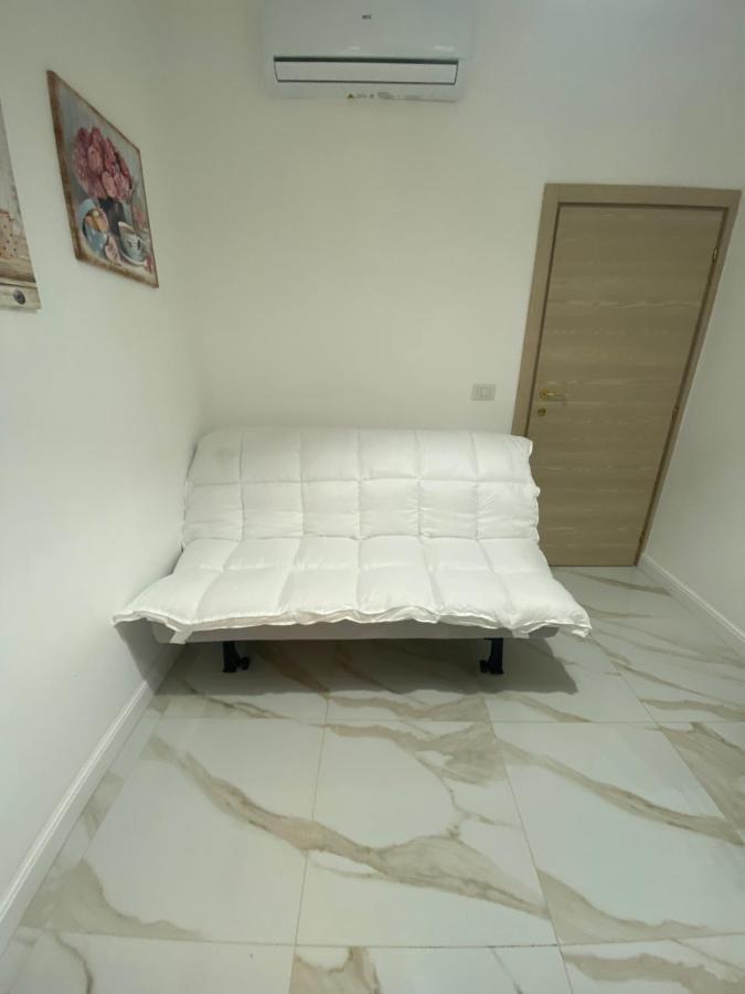 B&B Carme Napoli Ngoại thất bức ảnh